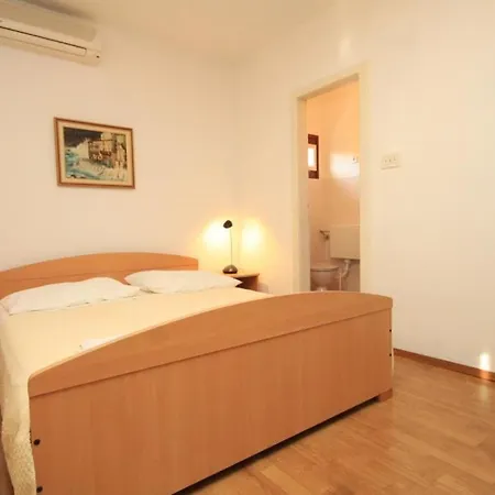 Studio Komiza 8911a Διαμέρισμα *